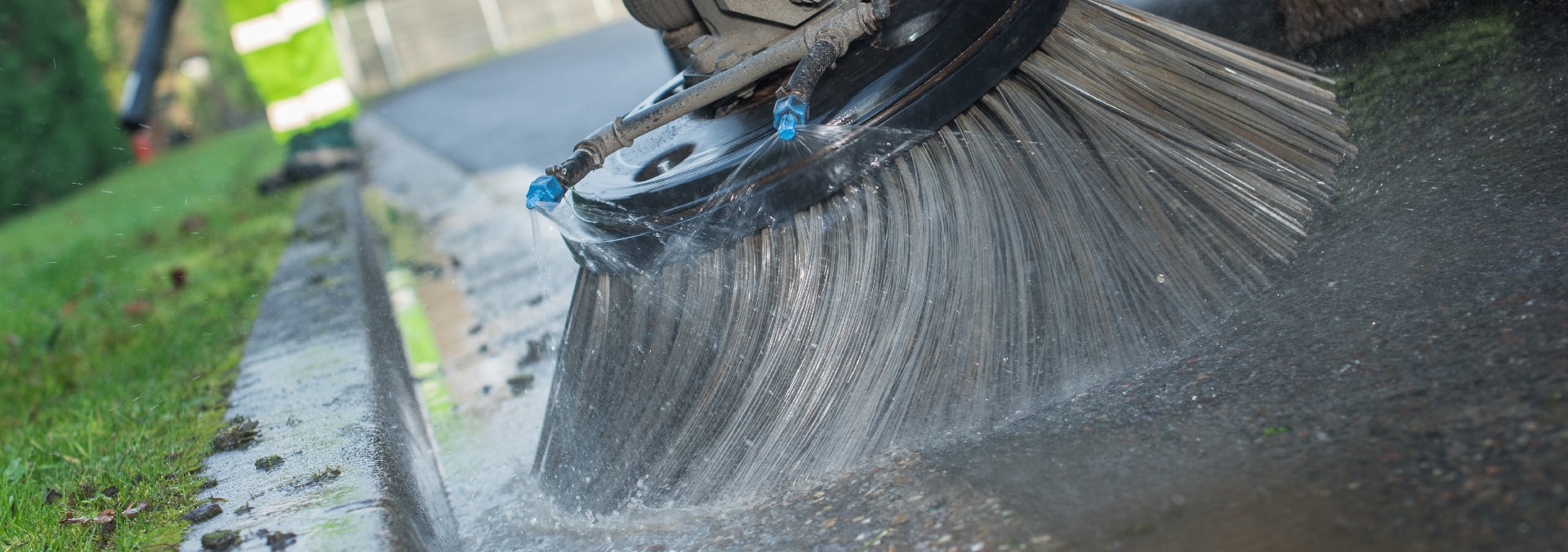 Parking lot litter/trash cleaning DallasFort Worth